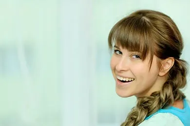 Прически с челкой (фото). Прически с челкой женские. 68 Легкие прически