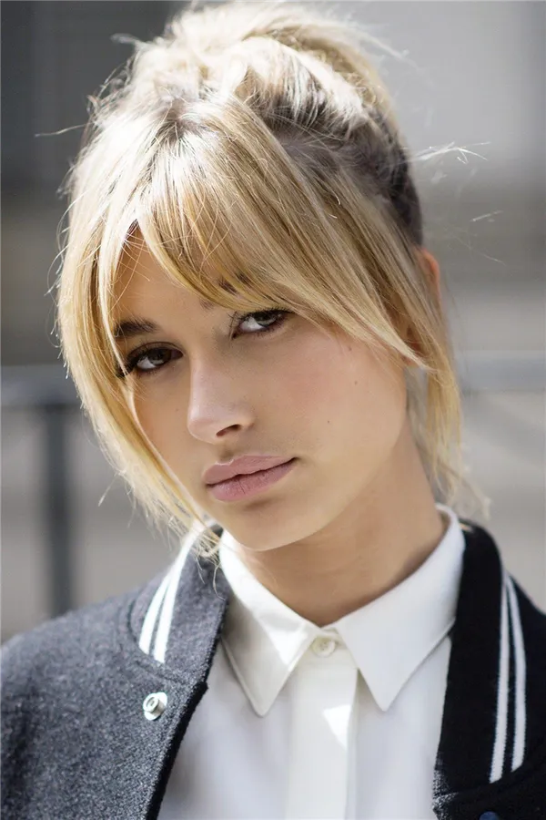 Прически с челкой (фото). Прически с челкой женские. 60 Chelka (29)