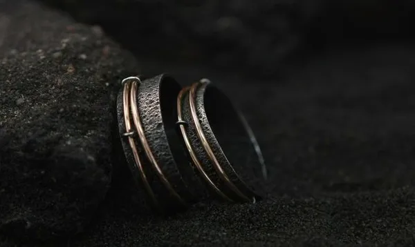 Черное кольцо