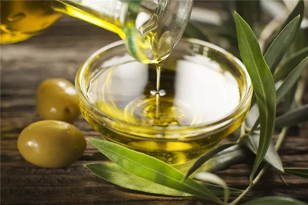 На каком масле жарить — на оливковом или подсолнечном? Разбираемся с экспертом. Жарят ли на оливковом масле. 5