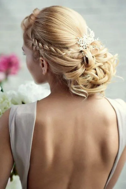 Свадебные прически на средние волосы: лучшие варианты. Свадебные прически на средние волосы. 77