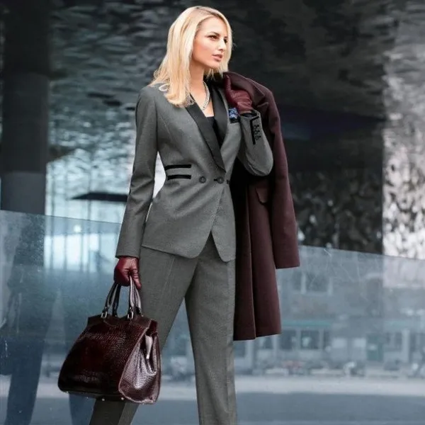 8 правил дресс-кода для женщин в офисе и советы стилистов, как одеться на работу. В чем ходить на работу. 201