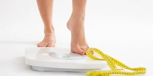 На сколько килограммов в месяц можно худеть на правильном питании. Сколько можно скинуть за месяц. 21