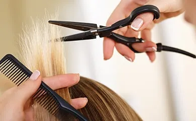 Как подстричь себе волосы без посторонней помощи. Как самой подстричь волосы в домашних условиях. 35